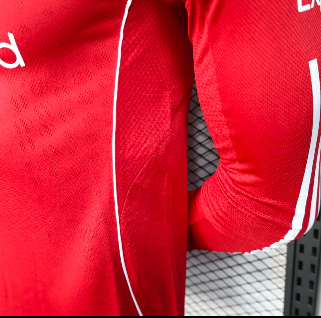 Liverpool 2025-26 Jersey